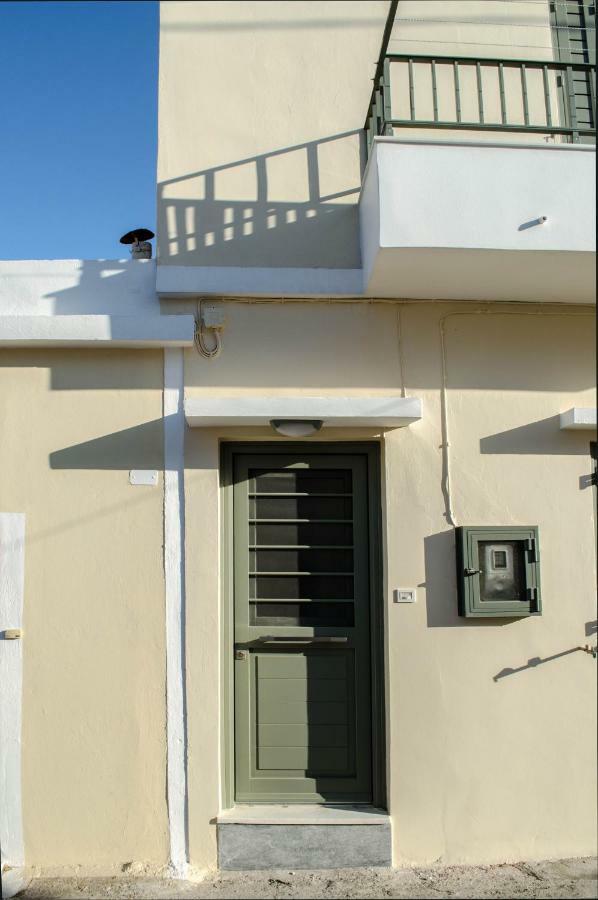 City Apartment แอร์มูโปลี ภายนอก รูปภาพ